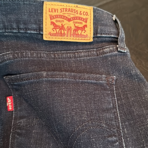 Levi’s Classic Straight, size 10M, 30x30, EUC - Picture 13 of 13